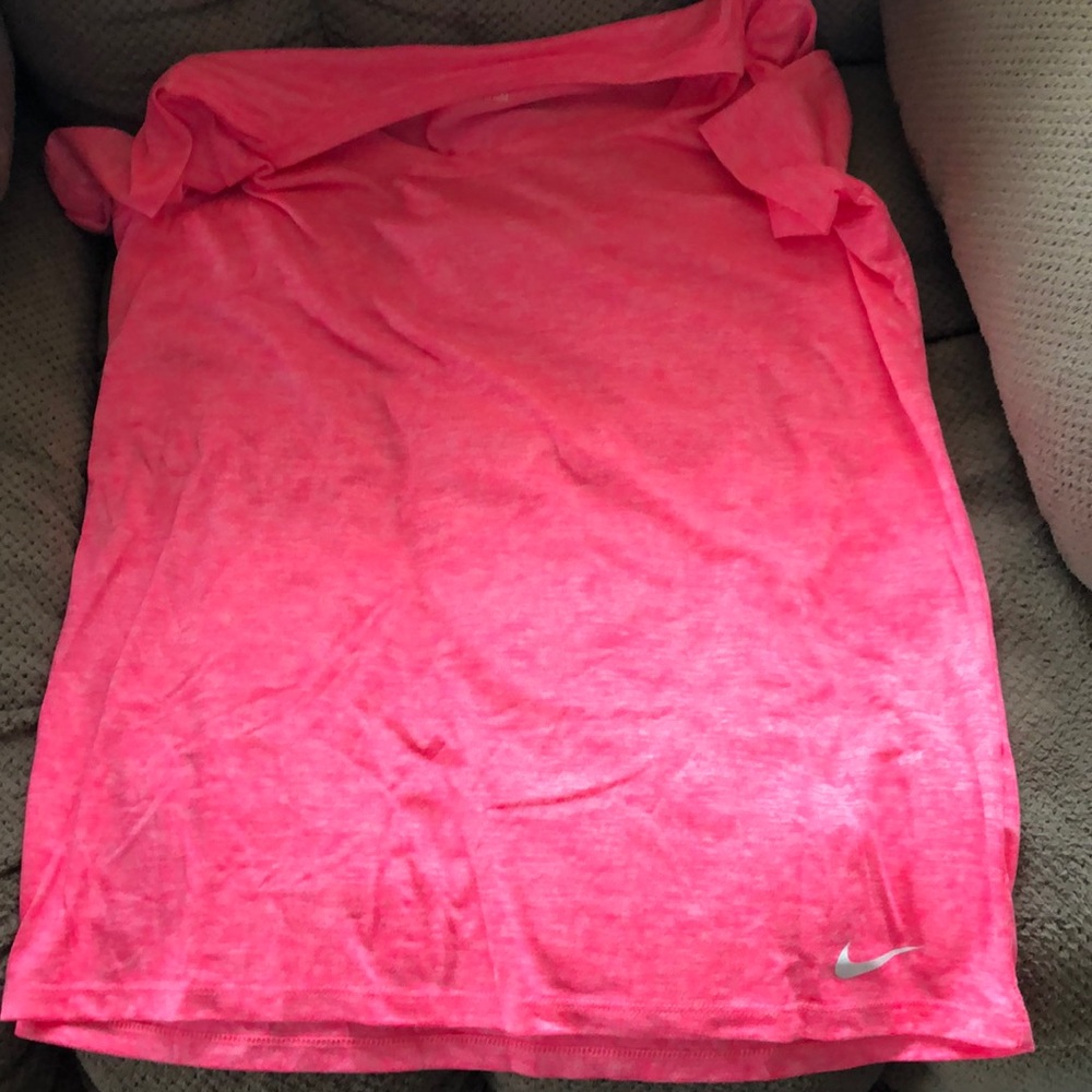 Womens Nike Dri-Fit Tshirt